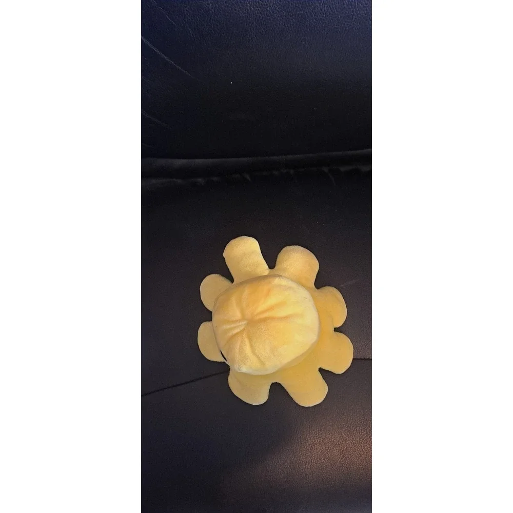 Moody Reversible Octopus Plushie‎ Green & Yellow